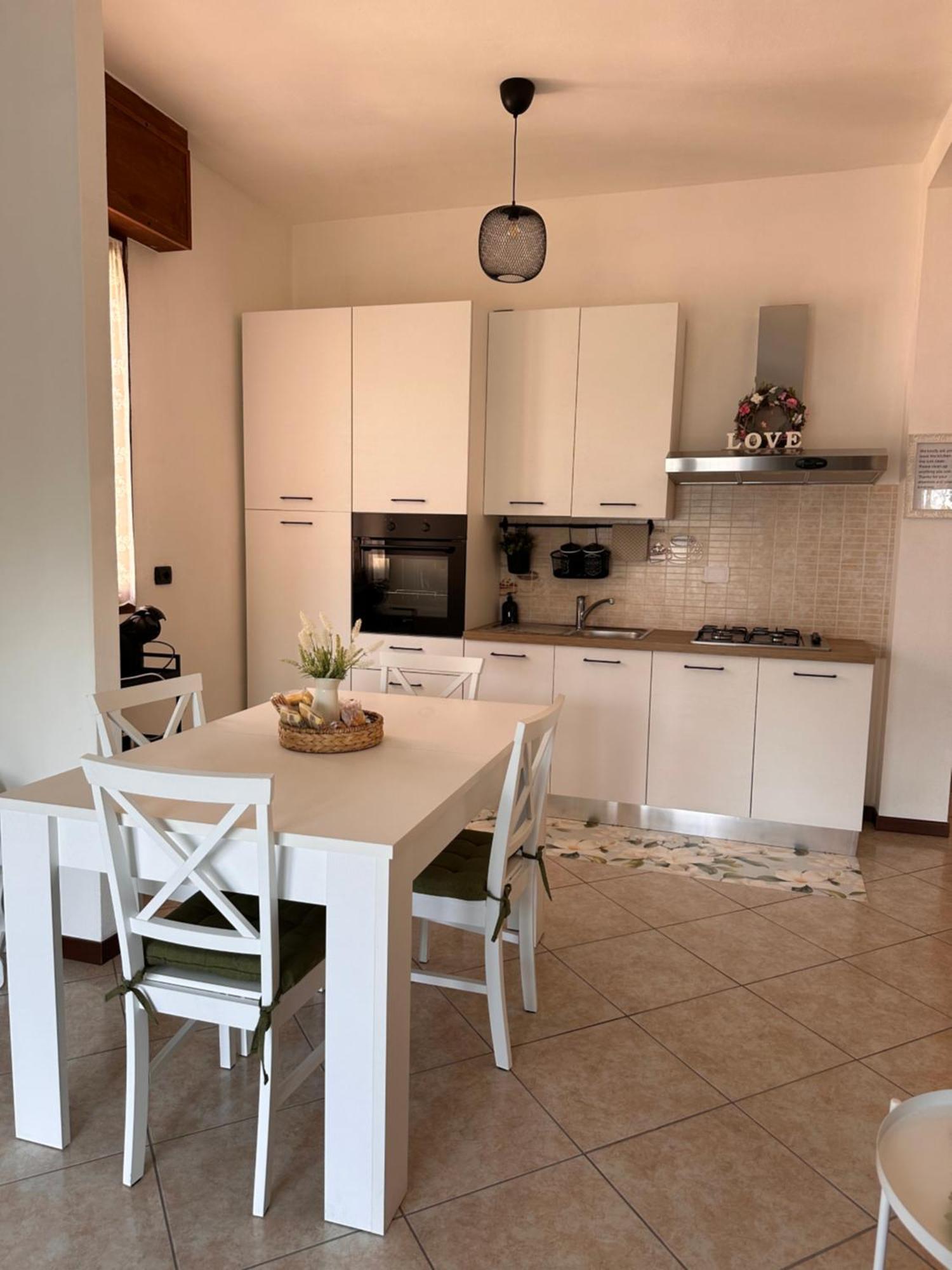 Little House Lezzeno Apartment Ngoại thất bức ảnh